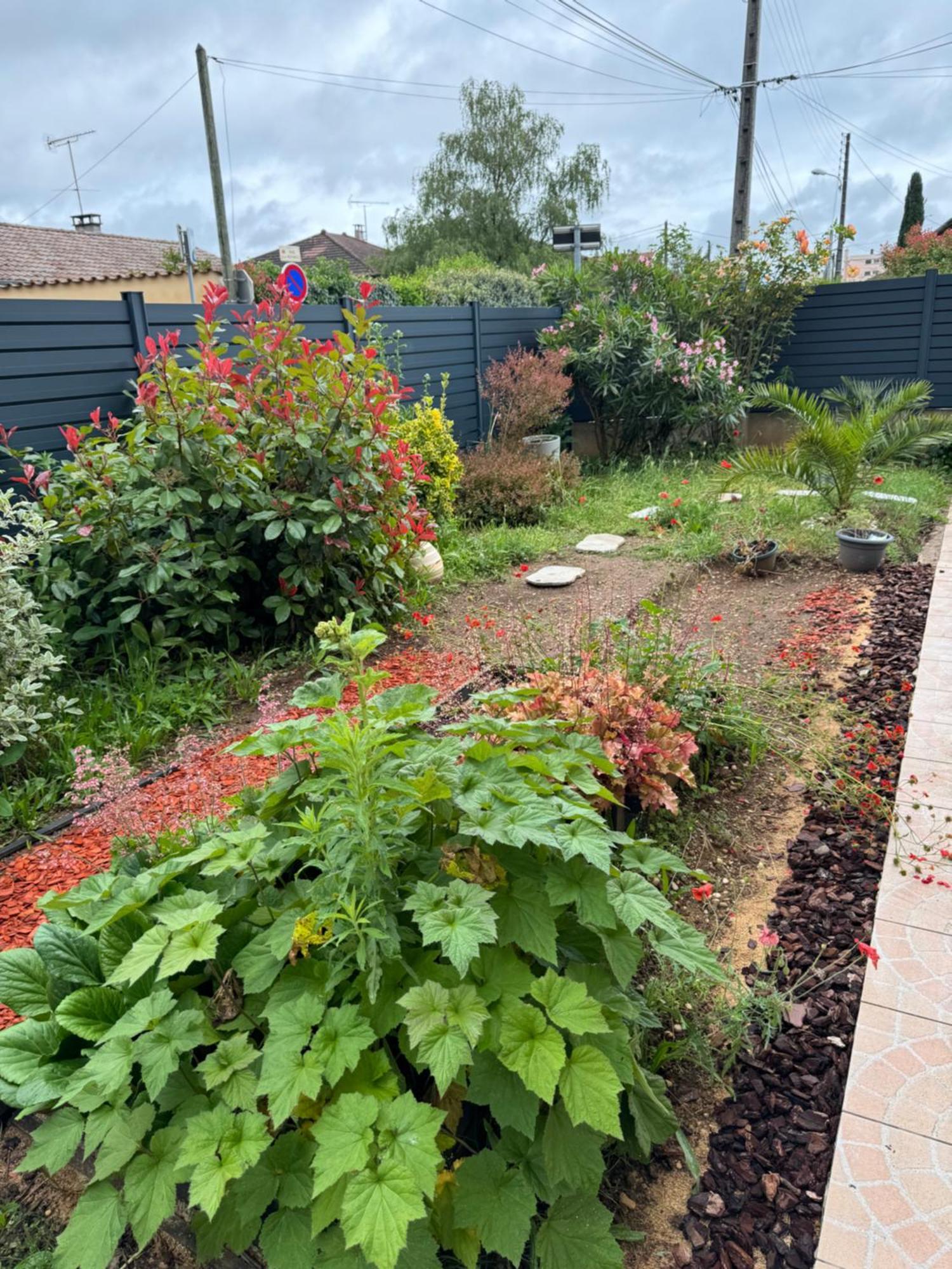 Au Calme Dans Maison En Rez De Jardin A 2,2 Kms Du Groupama Stadium Et Salle Ldlc Arena Meyzieu Esterno foto